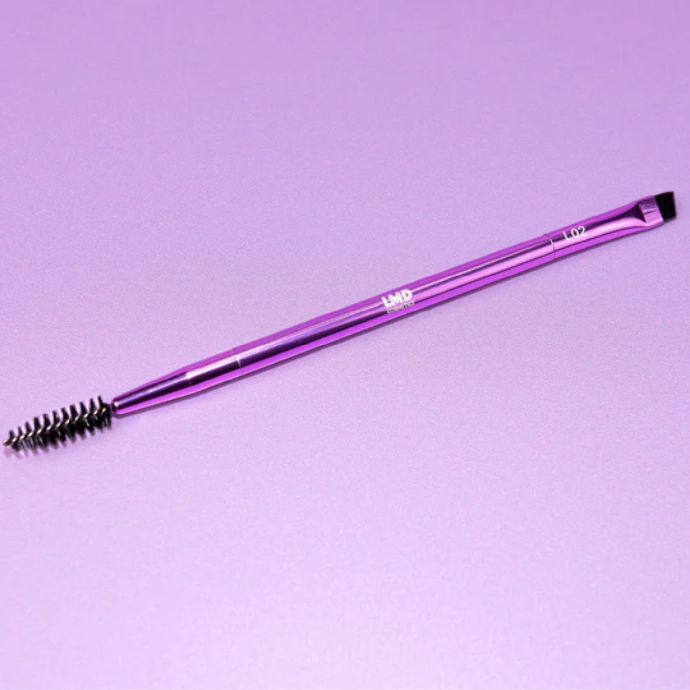 LMD Cosmetics - Angled Liner Brush