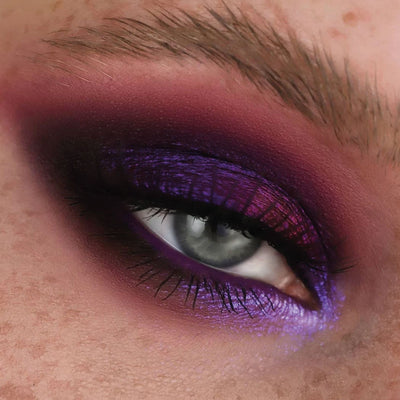 Karla Cosmetics - Holographic Loose Eyeshadow - Night Terror